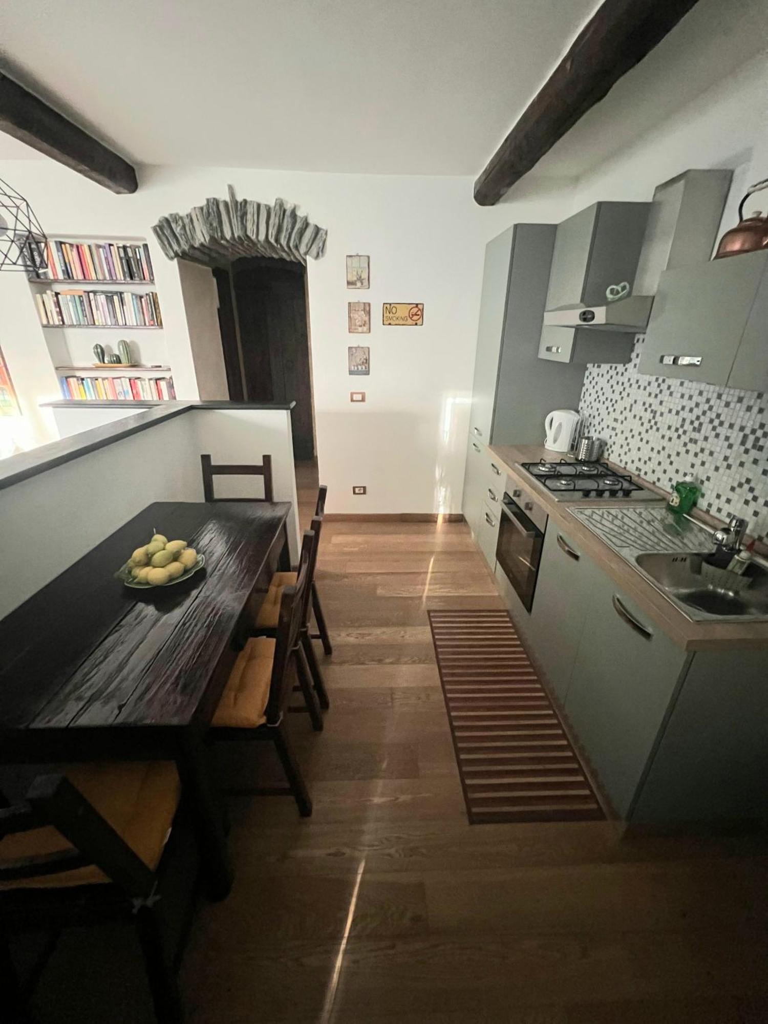 A.r.l.a. House * Cogorno